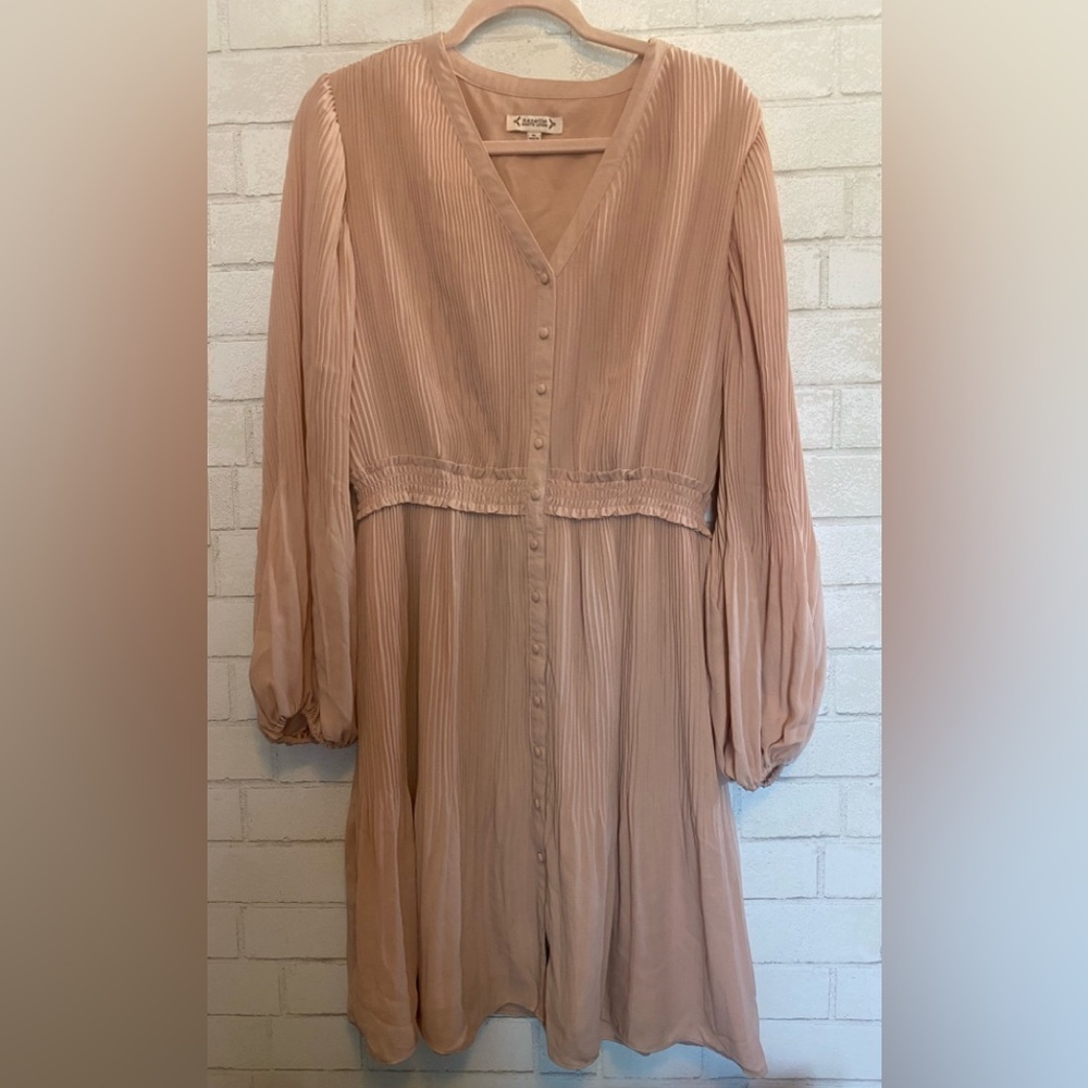 Nanette Lepore Accordian Pleat Sleeve Dress With Buttons Light Peach Pink #020